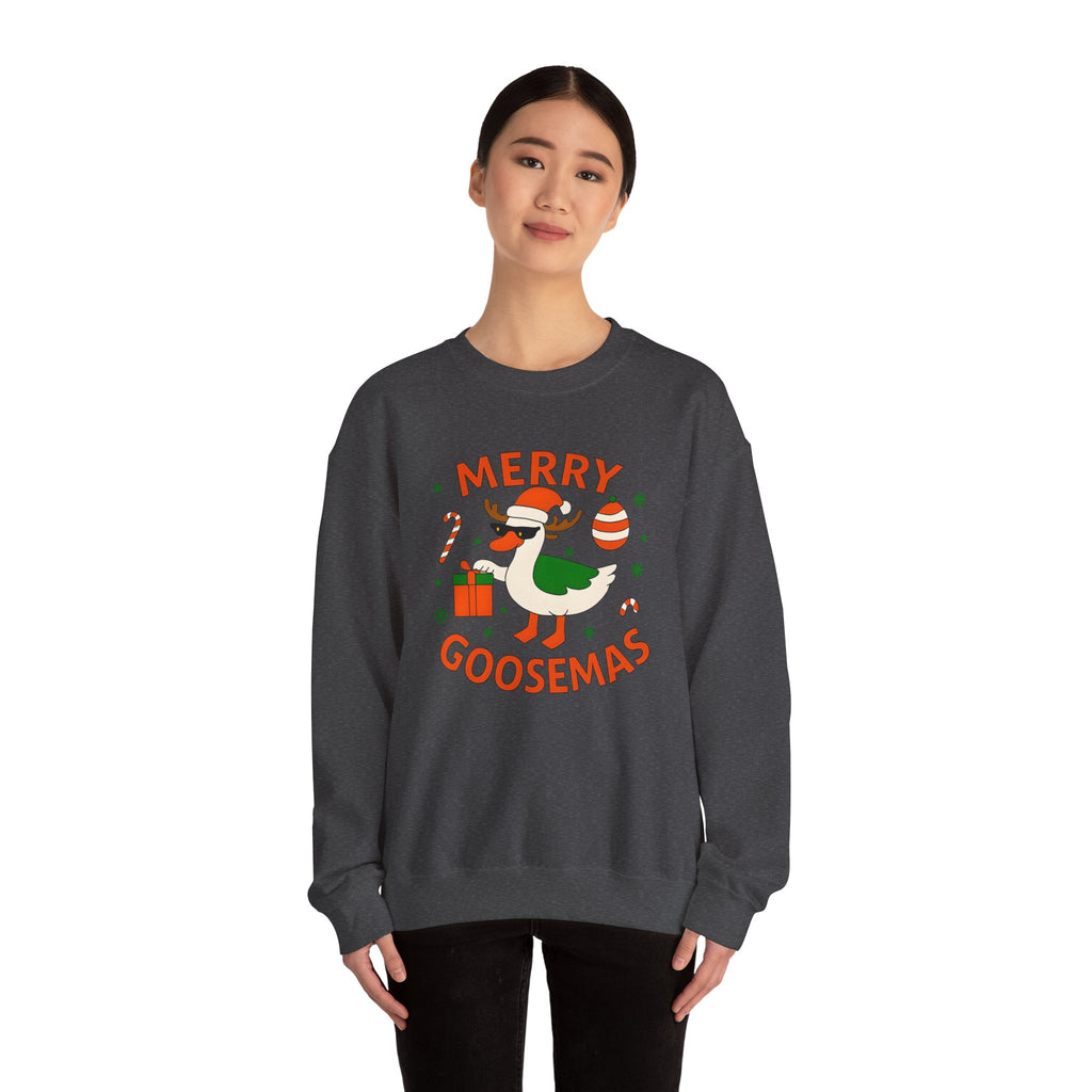 Merry Goosemas Sweatshirt - Cozy Holiday Crewneck, Christmas Gifts, Funny Sweatshirt, Unisex Casual Wear, Winter Fashion